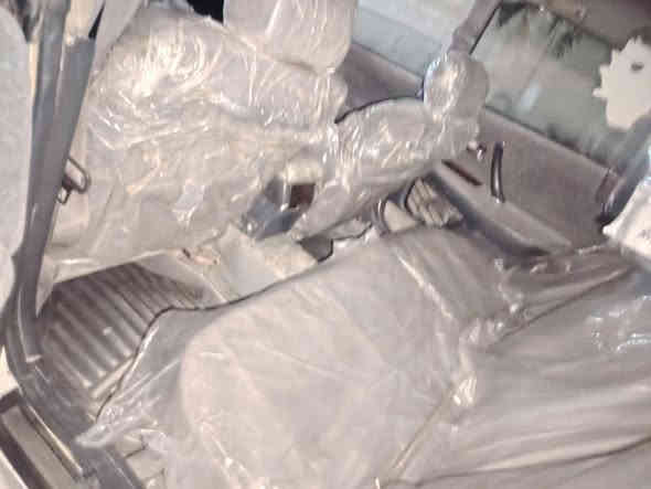 السلام عليكم سياره راس الثور مكينه مقفولات مقفوله من القص سياره حلوه وجاهزه حداديه جديده طائرات جدد تبريد ثلج سياره خير من الله رقم بغداد صدامي موديل 2005 سياره معلايه اللي يريد يرقمها لازم يمشي مع ملتها سياره ما عليها كل شيء مكان بغداد حي العدل سنويه ساقطه سياره حلوه مال شغل واللي يريد جناي يحولها ويصبخها بيضاء اسوي وكاله عامه ام الباركود***********
