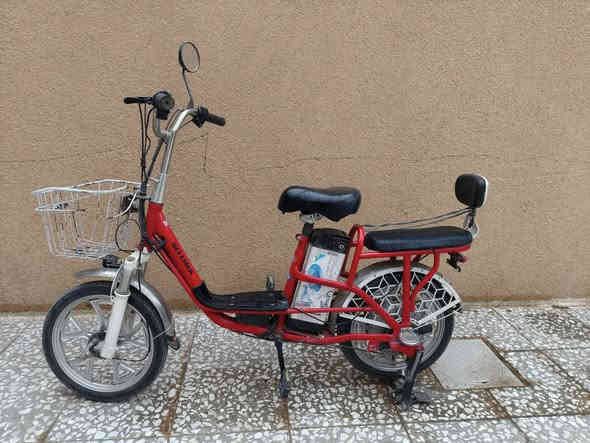 دراجة شحن بطارية ليثيوم للبيع ٣٢٥ الف
تاير حجم ١٨ .. تشغيل بصمة وسويج
بطارية ليثيوم المرغوبة.. مو كل سنة تبدل بطاريات مثل باقي الدراجات
***********
