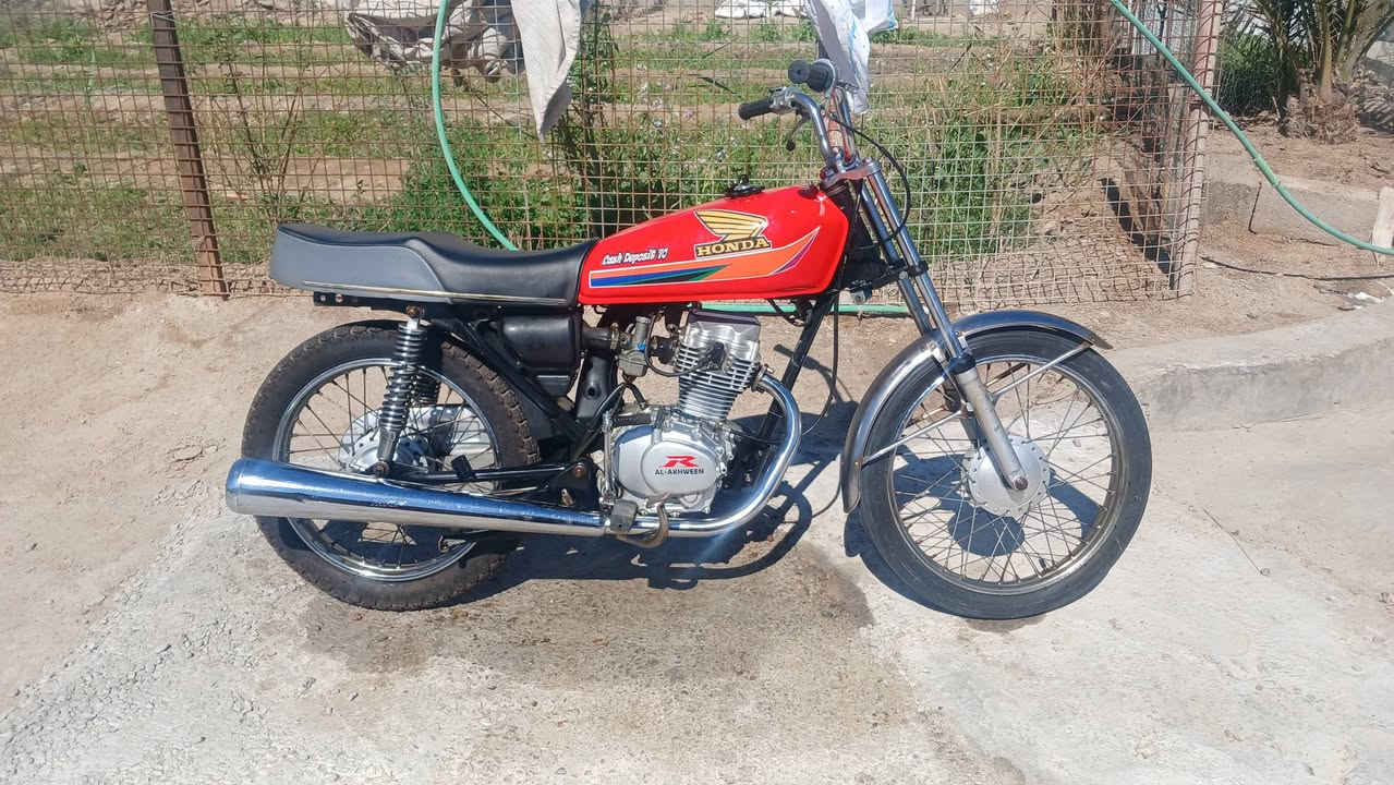 سلام عليكم للبيع دراجه رابيدو     دوات مكفوله من سرقه  مكاني البصره ابي الخصيب باب طويل.  سعر  ٤٧٥   رقم الهاتف  ***********
