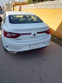 سياره رينو ميجان موديل 2021 مكفول كفاله عامه  سعر 90  رقم الهاتف 07800...