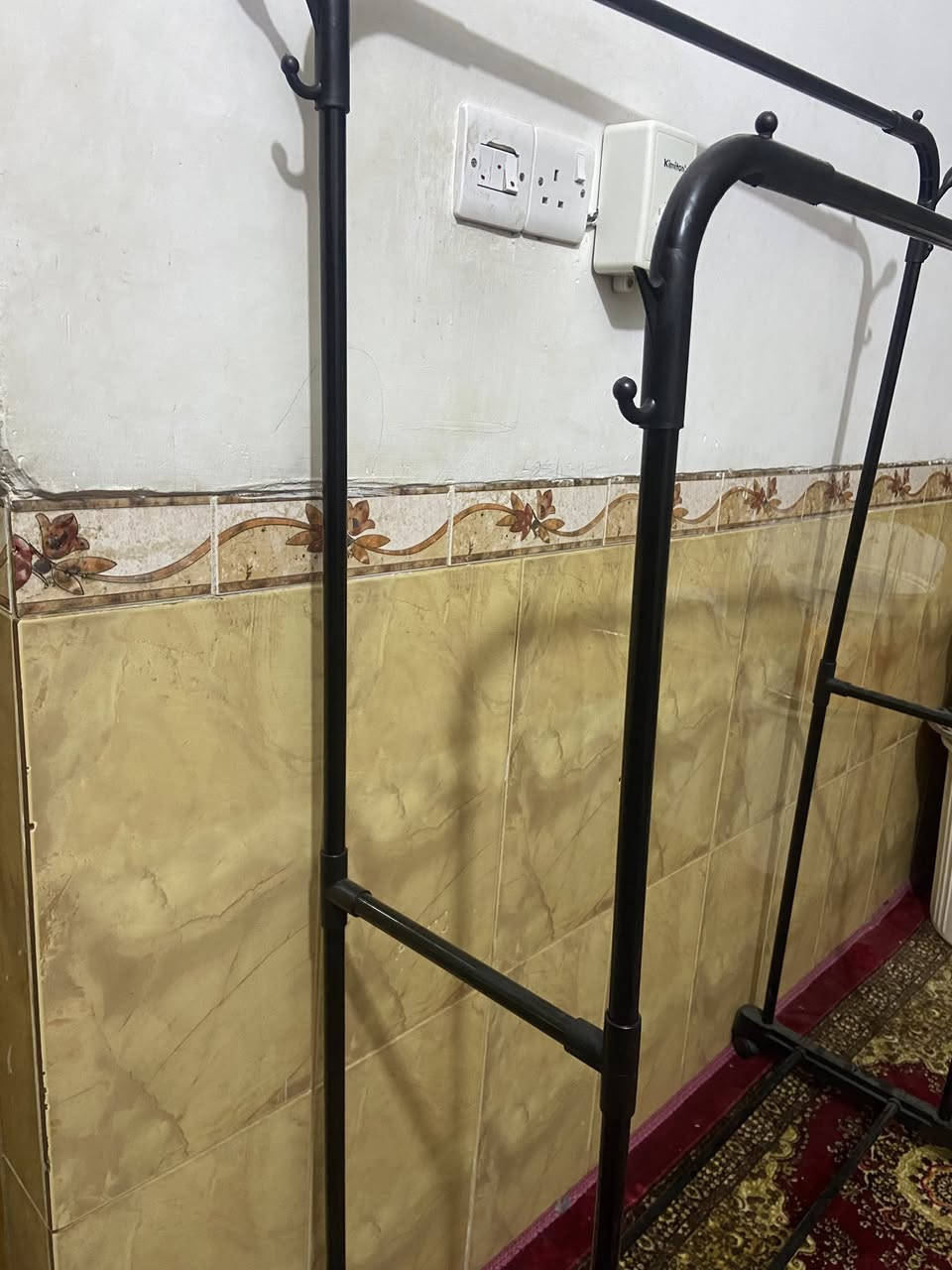 ستاند ملابس لون اسود مابي اي ضرر ولا كسر جديد لوز طول 150_|عرض متر بيش يفيدك اخذه مكاني تاميم


**إذا كنت صاحب هذا الإعلان وتريد حذفه لأي سبب، رجاءا أرسل رسالة إلى الدعم الفني**