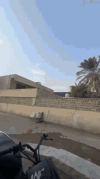 سلام عليكم ماكس مال لعب الدراجه خير من الله مكينه مال رمبه منزلها كبل سبوعين نص نكره الصبح سلف هندر شغال السعر٥٥٠وبيها مجال مكاني بغداد الدوره ***********
