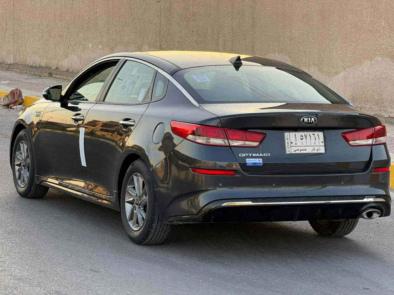 يا الله سلام عليّكم وبتيماء البيع و مراوس موديل 2019حره تحويل ثاني بسمنه يوم ضرارها جاملغ وبنيد  وًجاملغ الخلفي صبغ بدون دواخل موصفات سياره شاشه كبيره تحكمات ستيرن جهتين شاير بل مري بعد بيها موصفات حلوه مكينه 2400ما مفتوحة كير ومحرك وحداديه تبريد جاهزه لأخير سياره مكان سياره ناصريه  سعر ب 118 وبيها مجال رقم ***********
