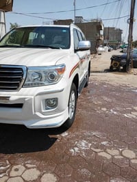 السلام وعليكم  لاندكروز2012للبيع  سياره بريم فول مواصفات1/1  فتحه/بصمه...