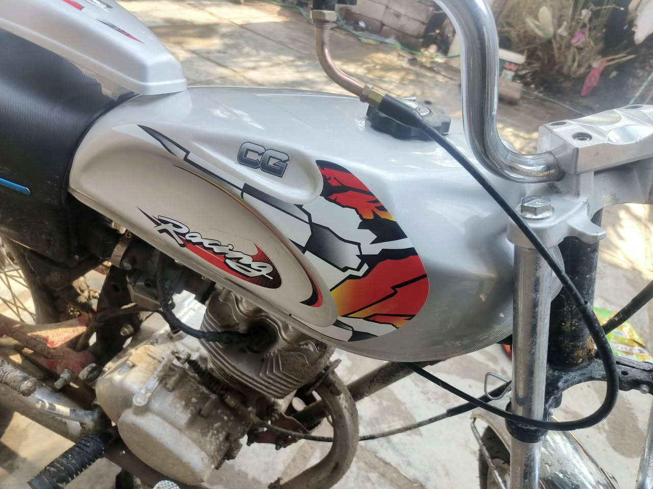 سلام عليكم تنكي للبيع هوا وصفاحياته جديد جديد مركز اسكان صناعي 
***********
