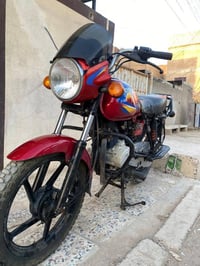 بوكسر 2022رقم بغداد بوكسر2022 حمراء مكفوله مكينه وكير وكهربائيات دراجه...