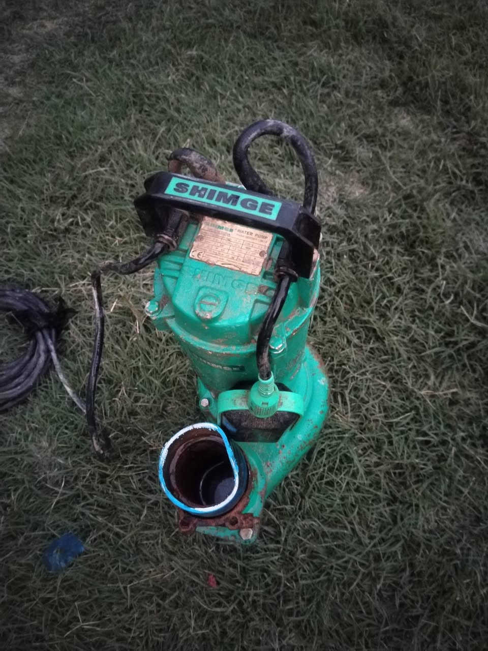 قطاس ماي للبيع مستخدم قليل السعر ب200 بي مجال شراي خابرني وتدلل ***********
