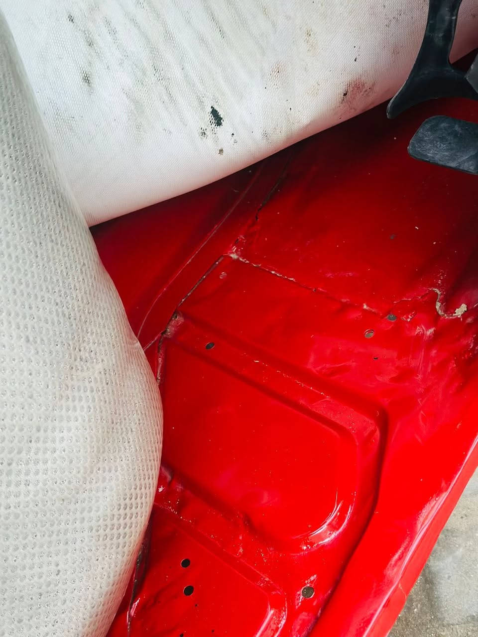 حت سلام عليكم تكتك مديل2018للبيع تكتك مصبوغ بيه لغد واحد اثر زلوغ ولدوس فقط تكتك حلوه مكينه توني مجفته بوشه وبستم شركه السعر 6وربع مكان بغداد مدينه ***********
