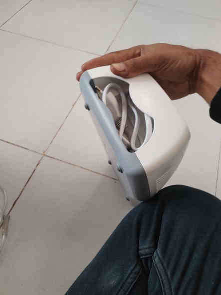 جاز بخاخ جديد مستخدم مره وحده جهاز اصلي نوعيه راقيه  الله يشهد ريد بيعه ريده يرسلني او تصل بخدمته ***********
