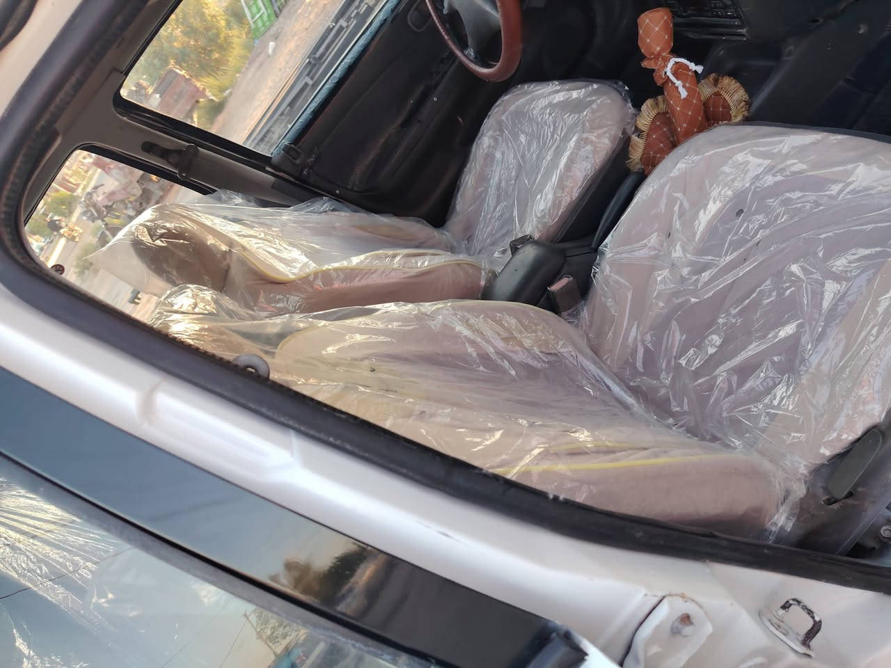 للبيع سيفا 95 رقم بغداد نكليزي هزه جديده محرك كير مكفولات مصبوغه جماليه سياره بدون ضربه مكان بابل شوملي سعر 29///*********** واتساب اومراوس ابسيفه
