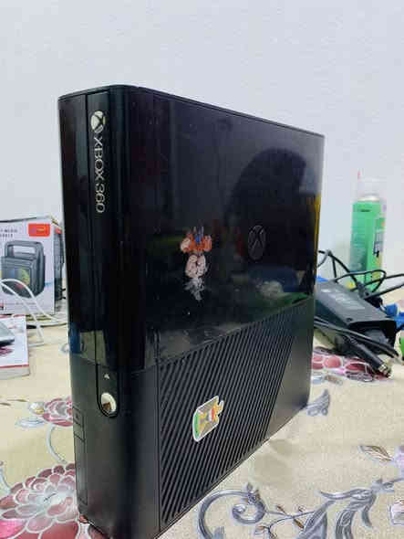 السلام عليكم 
اكسبوكس 360 للبيع
يدات اثنين
بصرة ابو الخصيب السعر 100
***********
