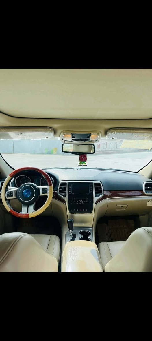 سلام عليكم ورحمة الله وبركاته متوفر لدي سيارات كلك متوئم عدد 2جارجر وجيب لاريدو تفاصيل اكثر تواصل وياي واتساب،مكاني ذي قار ***********
