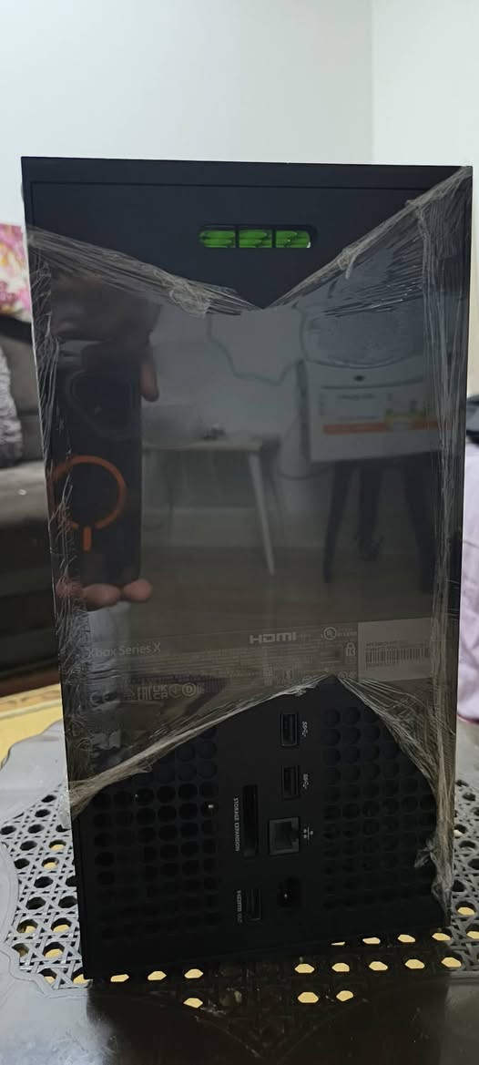 XBOX series x افخم وارقى ماموجود بالسوق حاليا مواصفات راقيه جدا الجهاز واحد تيرا بايت استخدام شخصي قليل جدا الجهاز حرفيا جديد نسخه القرص تجي تفحص وشوف بعينك والجهاز غني عن التعريف بالمواصفات مع الجويستك الاصلي مالته مامفتوح نهائي ستيكر شركة الجويستك والجهاز وعلى الفحص الجهاز يدعم 120 هيرتز حقيقي  السعر 580  وبي مجال للشراي مكاني رابرين للتواصل خاص


**إذا كنت صاحب هذا الإعلان وتريد حذفه لأي سبب، رجاءا أرسل رسالة إلى الدعم الفني**