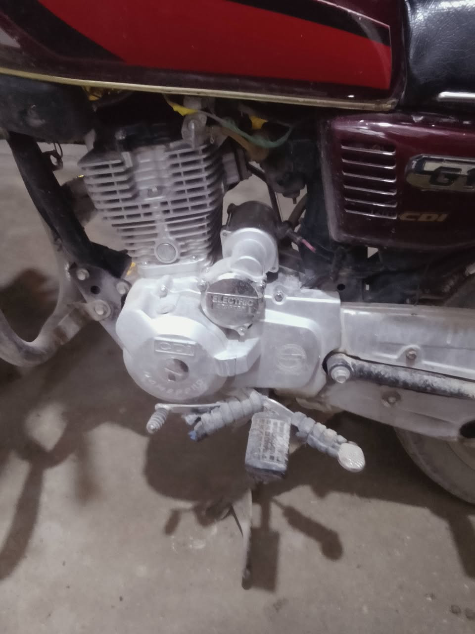 السلام عليكم للبيع 650 وبي مجال


**إذا كنت صاحب هذا الإعلان وتريد حذفه لأي سبب، رجاءا أرسل رسالة إلى الدعم الفني**