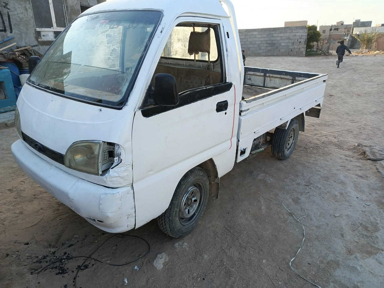 سلام عليكم عموشه للبيع 2007 محرك بل صندوك جديد وكير واكسل كفاله وكشر شوف العين مكان سعده *********** ادمن حبي وافق
