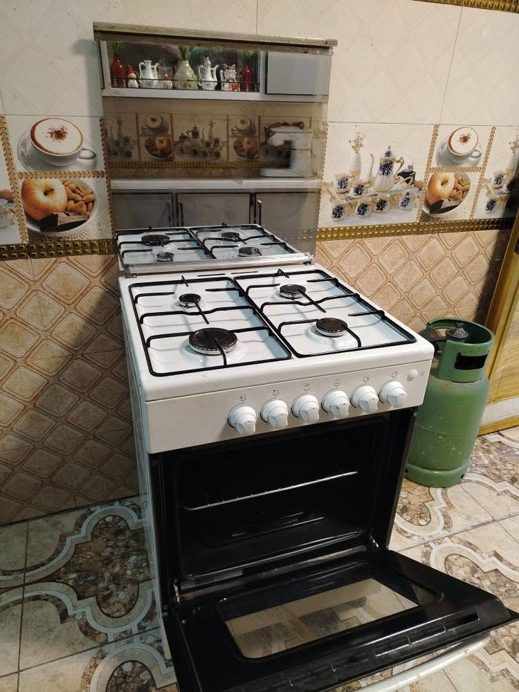 طباخ وبراد باله كويتي شرط الفحص والنضافه مكانه مكانهم زبير متوفر توصيل الأسعار والتفاصيل داخل الصور اي استفسار خاص *********** الزبير, البصرة

