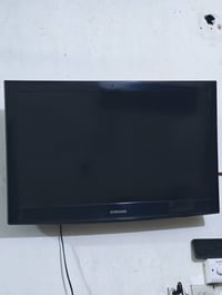 شاشة Samsung حجم32 وهاي صورها السعر65الف توصيل لايوجد المكان بغداد حي ...