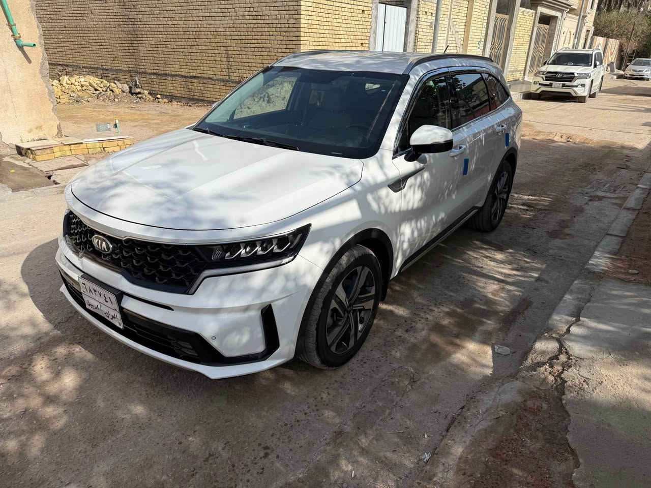 سورنتو 2021 خلجيه كفاله 
بصمه 
لد نهاري 
اشارت ترحيب 
مرايات شفط 
شاشه جبيره 
كامره دواره 
سايد بريك بصمه 
كشنات كهربائيه 
كشنات جلد 
مكينه 6 سلندر 
كير 8 نمر 
7 راكب 
تبريد 3 قطع 
كير موس 
بردات خلفيه ابلاد 
رقم الهاتف *********** البصرة, العراق
