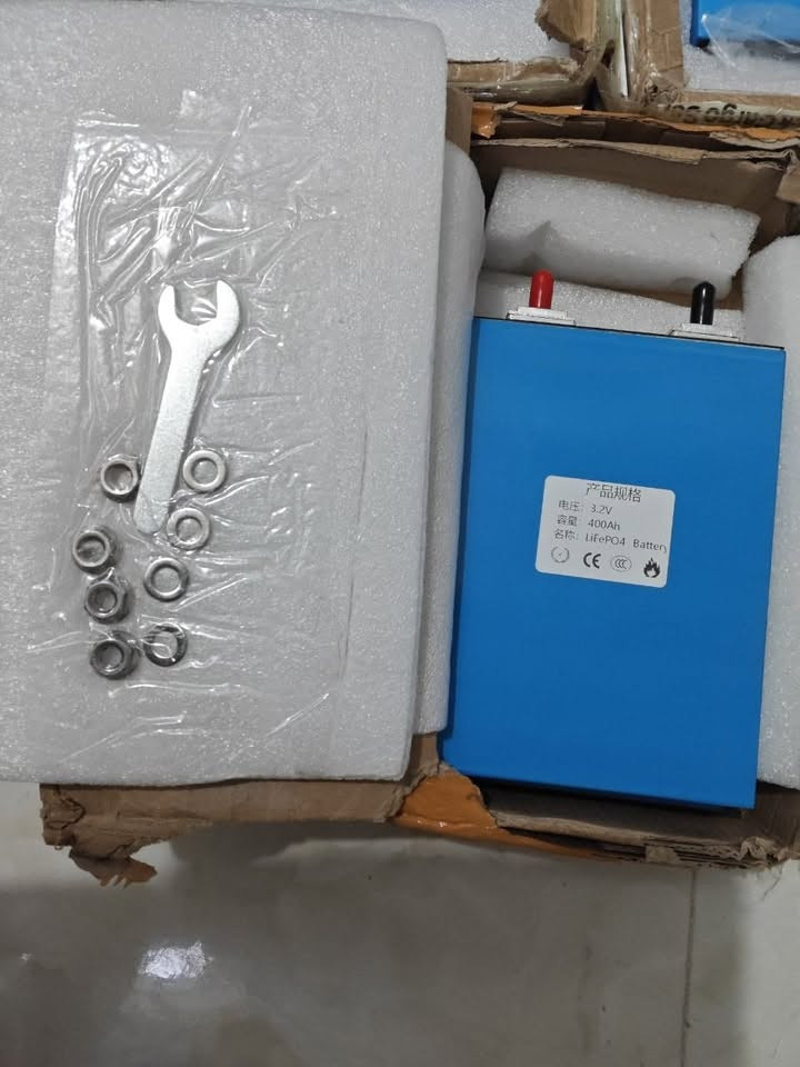 🔋 بطاريات ليثيوم جديدة للبيع بالمزاد 🔋
المتوفر:
• 6 بطاريات مكتوب عليها 400 أمبير.
• 8 بطاريات مكتوب عليها 500 أمبير.
• بطارية كبيرة غير مكتوب عليها مقدار الأمبير.
• بطارية متوسطة مكتوب عليها 200 أمبير.

📌 البيع بالمزاد، وتُباع لأعلى سعر.

للاستفسار يرجى كتابة السعر في التعليقات أو التواصل على الواتساب :

‏📞 ‭***********‬
