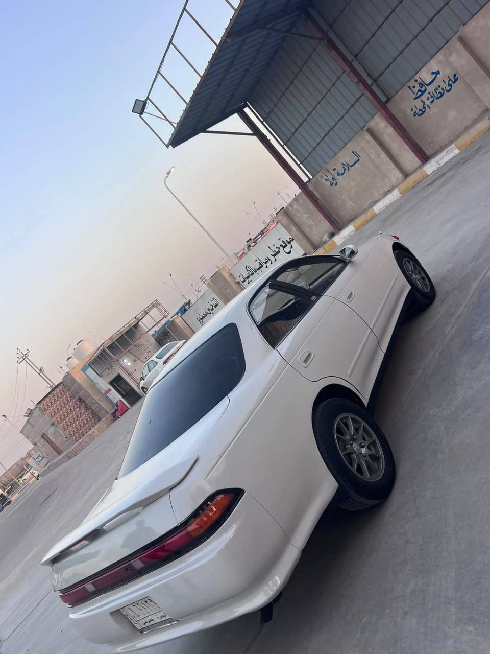 السلام عليكم ورحمة الله وبركاته مارك ٩٣ نقل فقط بدون كصه صبغ جماليه مكفوله من ضربه كيرمكينه ثنين ونص بلباكيت سنويه منتهيه بصره تبريد مايشتغل السعر ٤٤ العنوان البصره القرنه تواصل ***********
