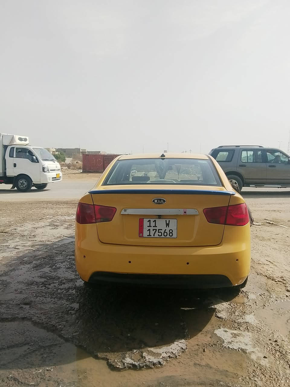 السلام عليكم كيا فورتي 2012 اللون اصفر وارد امريكي رقم  بغداد نكليزي حادث جاملغ بدون دواخل تخم تاير حداديه جديده مكينه كير كفاله.          كير عادي
السعر 75 وبيهه مجال ***********
