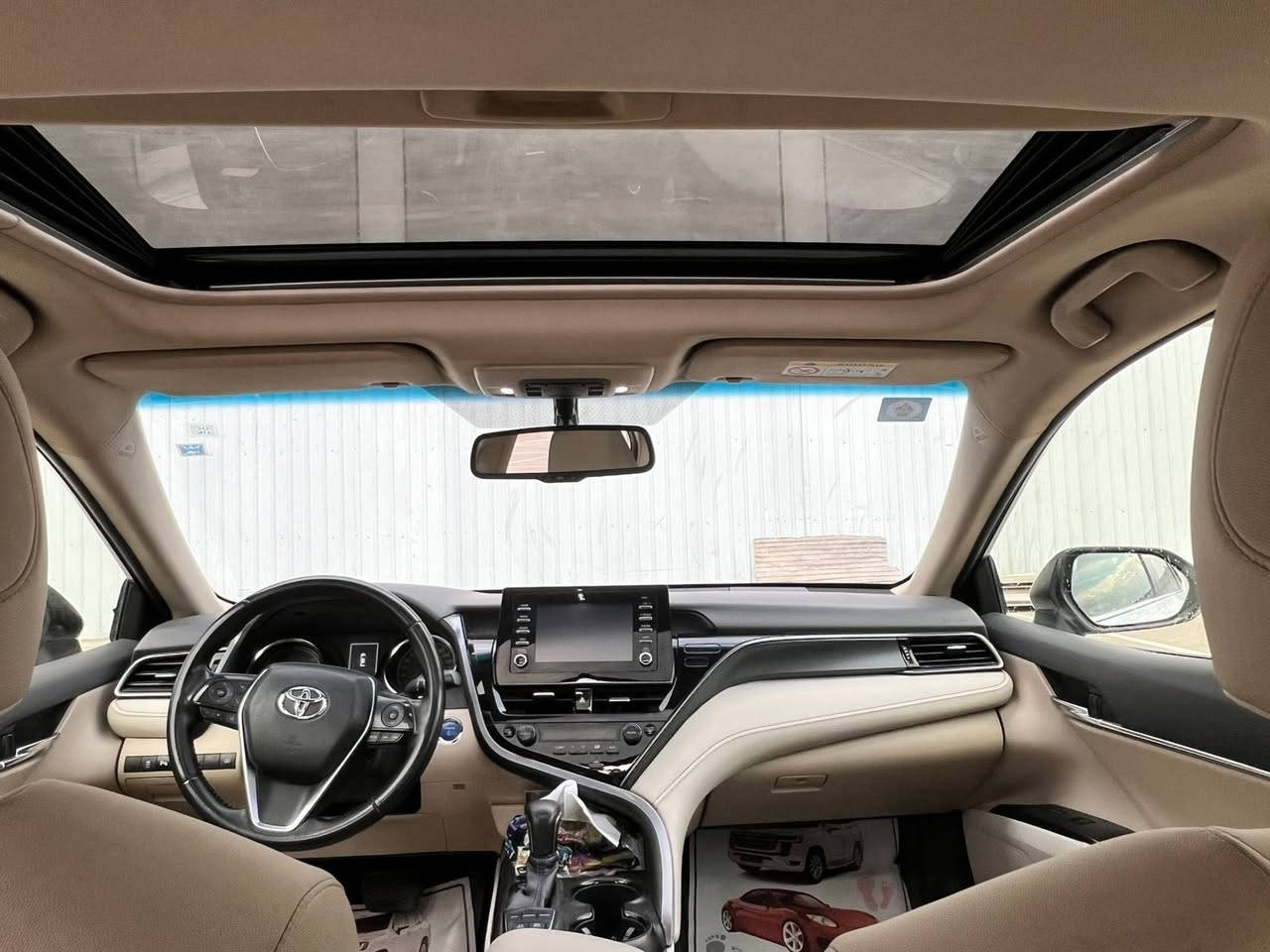 تويوتا كامري 2024 هايبرد فئة GLE 
الفول بالخليجي وكالة عبد اللطيف جميل
التفاصيل :
 خليجي 
ماشية 50الف 
الموديل 2024
 سعة المحرك 2.5L
 عدد AIR BAG 8 
 حساسات أمامية 
 حساسات خلفية
 لايت زينون + LED
 كشافات 
 سلايد رووف  
 ويل كب 18  
مفتاح التشغيل بصمة 
 شاشة 
 كاميرا دوارة 
الانارة الداخلية LED
المقاعد لون أبيض
  مقعد السائق كهرباء 
مثبت السرعة Cruise
 المودات والأوامر الصوتية
 أوضاع القيادة  Drive Mode 
 حساسات ضغط اطارات 
 قطعتين تبريد
 هاند بريك كهرباء 
‏  ABS
‏ Auto Hold  أوتو هولد
 نظام مانع الانزلاق
 اشارة في المرايا الجانبية قابلة للطي كهرباء 
 مخرج منفذ الطاقة 
‏ Bluetooth / USB 
شاحن هاتف Wireless    
جاملغ خلف السايق بي صبغ 
باب الصدر والي وراا بيهن ضربه يرجع بارد نفس ممبين بصوره
سعر 205
مكان سيارة بغداد البلديات 
***********
