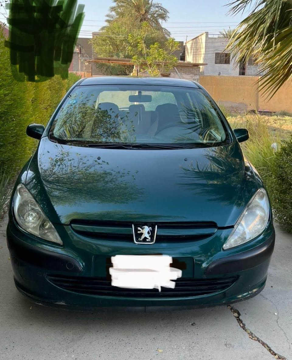 سڵاو هاورێیان ئەو بیجۆ ٣٠٧ م هەیە  بۆ فرۆشتن  لۆکی لۆکە لەسەر دەقی شەریکە نەبو نەتەوێت یەک بست بۆیاخی هەیە لە جەمەلخ پێشەوە سایەق بە بێ زەڕبەو لێ دران  هەمو گیانی  بەشەرت تەبرید ساردو گەرمو لە جیا Abs بە شەرت  پەڕەشوت بە شەرت مەکینەو گێری تازە خستومانەتە سەری لۆکە  تایەکانی پێشەوەی مانگێکە بۆم کڕیوە پاتری تازە بۆم کڕیوە  دینارێک مەسرەفی تیا نیە  کارەبایو   هەمو گیانی بە شەرت یەک دوهمەی یەک شتی نیە ئیش نەکات  بۆ پەیوەندی کردن ***********/***********نرخی ٣٣ گەڵاو تۆزێ معامەلەیە دار بنديهكان, السليمانية
