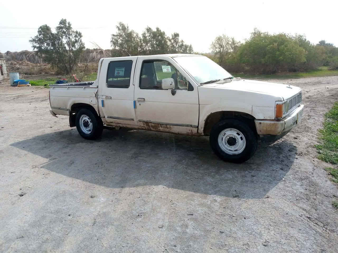 سلام عليكم للبيع نيسان 89رقم ميسان مشروع وطني سنويه جديده2028 محرك كير وشاصي مكفولات لشرط سياره حلوه جاهزه من كلشي كهربابات شقاله حداديه مسجل كله جاهزه سياره مالت جناي شرط بلاديه مامصبوقه مكفوله كفاله ماعده طخه بصيطه بيه ولباقي لفحص سعر 32وبيه مجال *********** مكان سماوه مكلف بنشر خابر صاحب سياره
