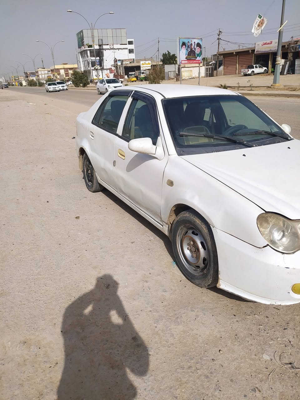 السلام عليكم سي كي للبيع رقم دولي بأسمي مكاني بابل الحلة المركز كلشي شغال بيها حته التبريد سعرها 30 ورقة رقم ***********
