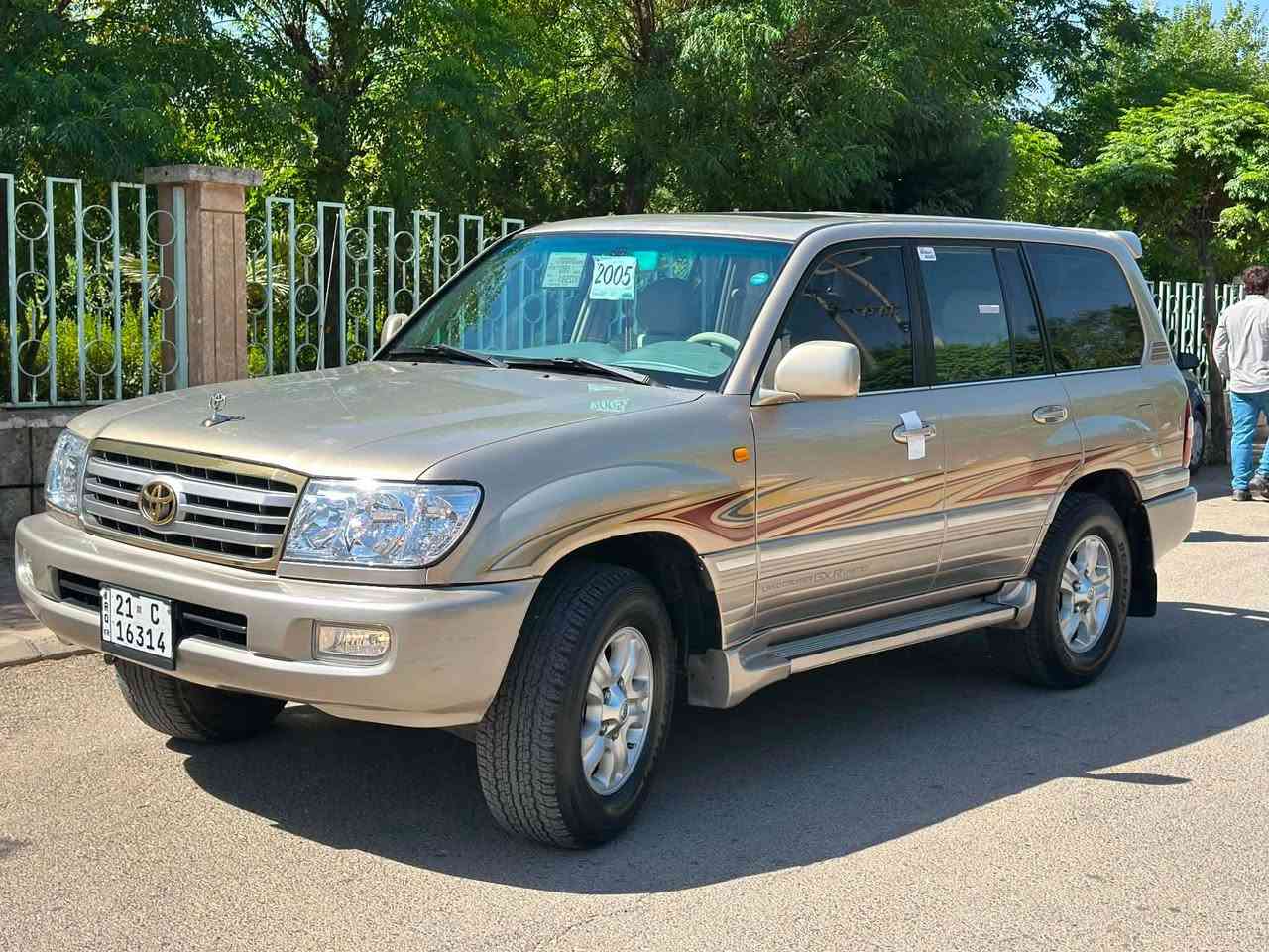 تۆیۆتا لاندکروزر GXR 2005
فول مواسەفات
بێ بۆیاخ
سەنەوی نوێیە تا 2028
سەیارەکە زۆر خاوێن و پارێزراوە
هیچ مەسرەفێکی تێدانیە 
نموونە لە جوانی و پاکی 
ما ليكي زؤر خا وينه  ما لي دؤسته 
گێڕ و مەکینە بەشەرت مەکینەی نەکراوەتەوە
هیچ کێشەیەکی تێدا نییە 

ژمارەی خاوەنەکەی 
*********** السليمانية, العراق
