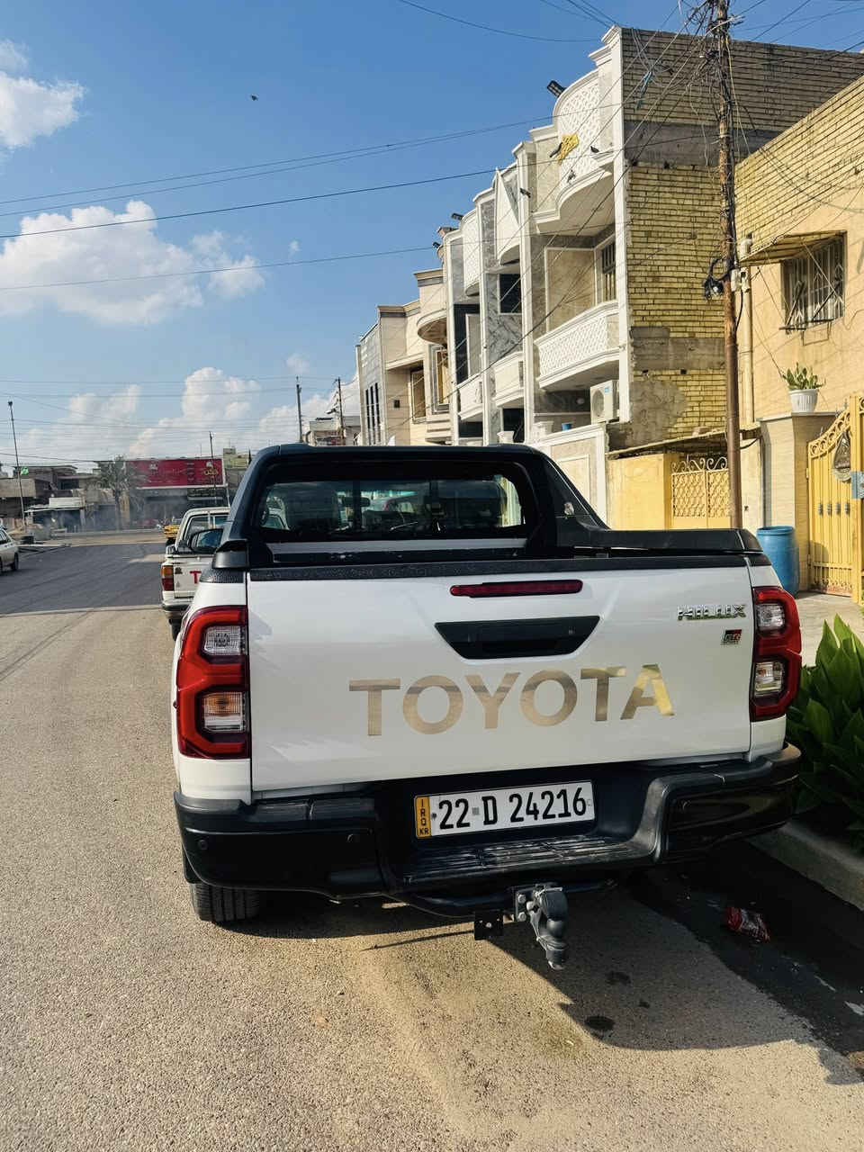 السعر 360 رقم اربيل….***********
السلام عليكم جي ار 2023
مكفولة من الصبغ والتبديل 
بيه مكانين بارد رقم اربيل 
ماشية100الف حقيقي 
مكاني بغداد
