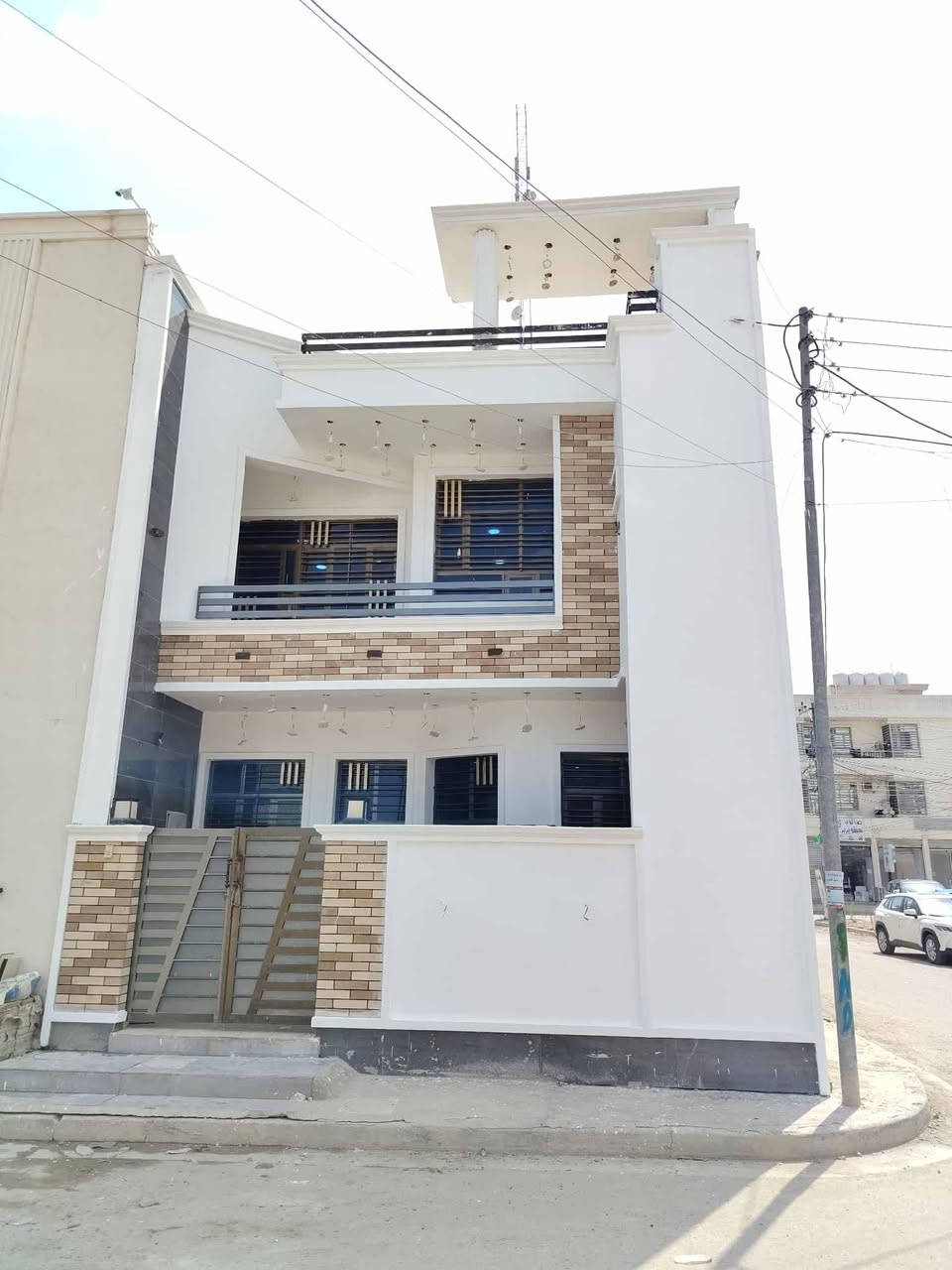 من رخصة الادمن المحترم مستعدون لعمل كافة الاصباغ والديكورات ومعالجة الرطوبه بشكل نهائي *********** متوفر واتساب
