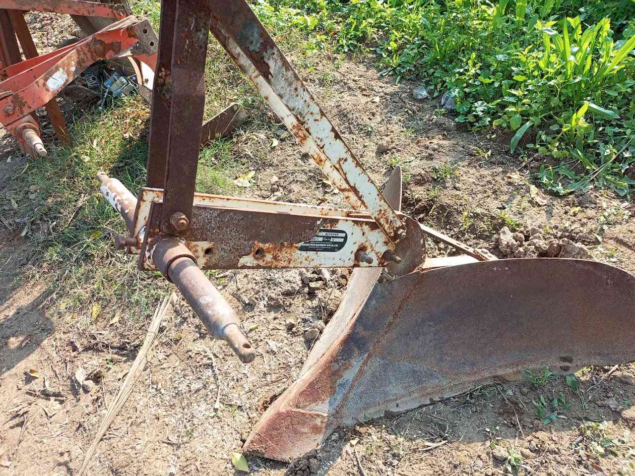 السلام عليكم للبيع فدان ينمر شركه بلادي وديجرينمر مكان بغداد الاتصال على الرقم ***********
