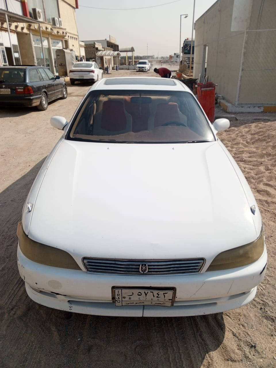 السلام عليكم سيارة البيع مارك سيارة مكفوله من كلشي رقم بصره سنويه الى 27 سيارة تخم تاير مكينه وكير 2ونص 
مكان سفوان سعره 60وبيه مجال قليل ***********
