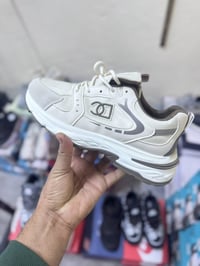 مقاس ٣٩-٤٤ • توصيل لجميع المحافظات • سده الهنديه