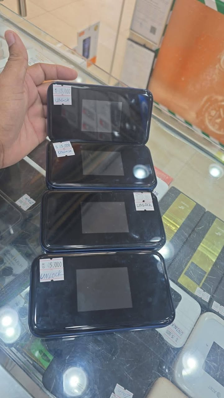 السلام عليكم زبائنا الكرام
تم وصول وجبه من راوترات الفورجي بضمان فحص شهر مايعجبك تبدله بنوع ثاني 
هواوي b618 السعر 80
هواوي 818 السعر 110
نتكير m1 السعر 80
نتكير m2 السعر 115
 مودم ZTE 5002 السعر 200 فايف جي 
وانواع اخرى للتواصل السريع راسلني واتساب 
***********
