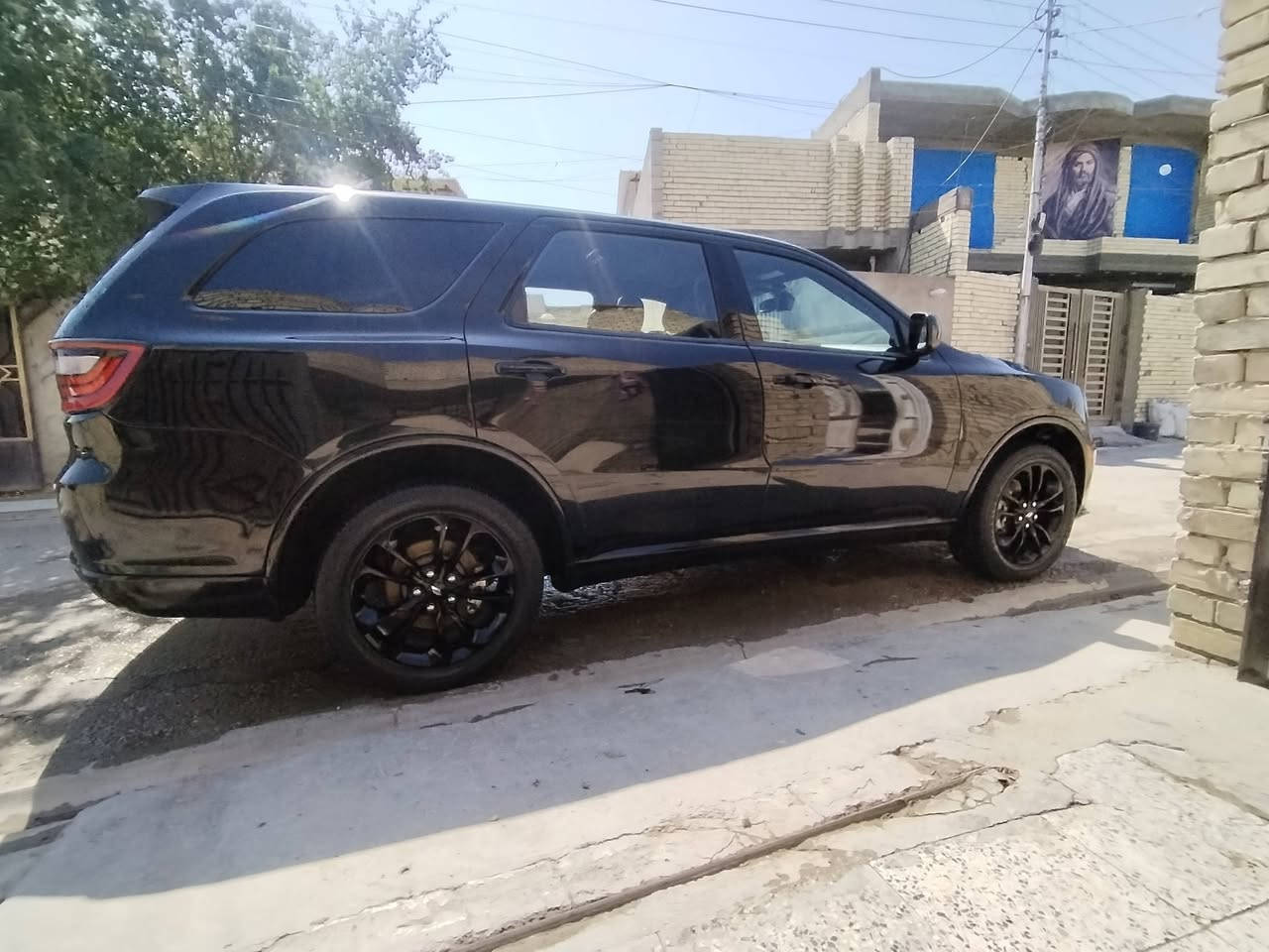 السلام عليكم دوج دورنكو ٢٢ اسود أمريكي بيهه حادث مبدل جاملق وبنيد محرك ٦سلندر معروف مواصفات الدورنكو عده الفتحة معروضة ٢٥٠ وبيهه مجال للاستفسار ***********
