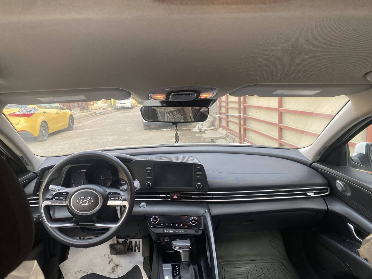 الانتر وارد امريكي لون ابيض
 مديل ٢٠٢٣
حادثهة جاملغ وبنيد
رقم اربيل
السيارة نص مواصفات
بصمة تشغيل
تحكمات
كامرة دوارة
ويل كروم
رادارت
نقاط عمياء
سياقة ذاتية
السيارة نضيفة نفس ما موضح بصور وعليهة منضومة لد اصلية
مكينة دوش بحالة الوكالة
وسونارهة مرفوق وياهة
مكاني الزعفرانية
رقمي
السعر 145
رقمي ***********
