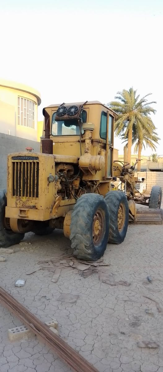 سلام عليكم كريدر 37 كومتسو مديل 82 مكفوله كفاله عامه رقم وسنويه بسمي تحويل ثاني يوم جاهزه لعمل التصال علا رقم الهاتف ***********
