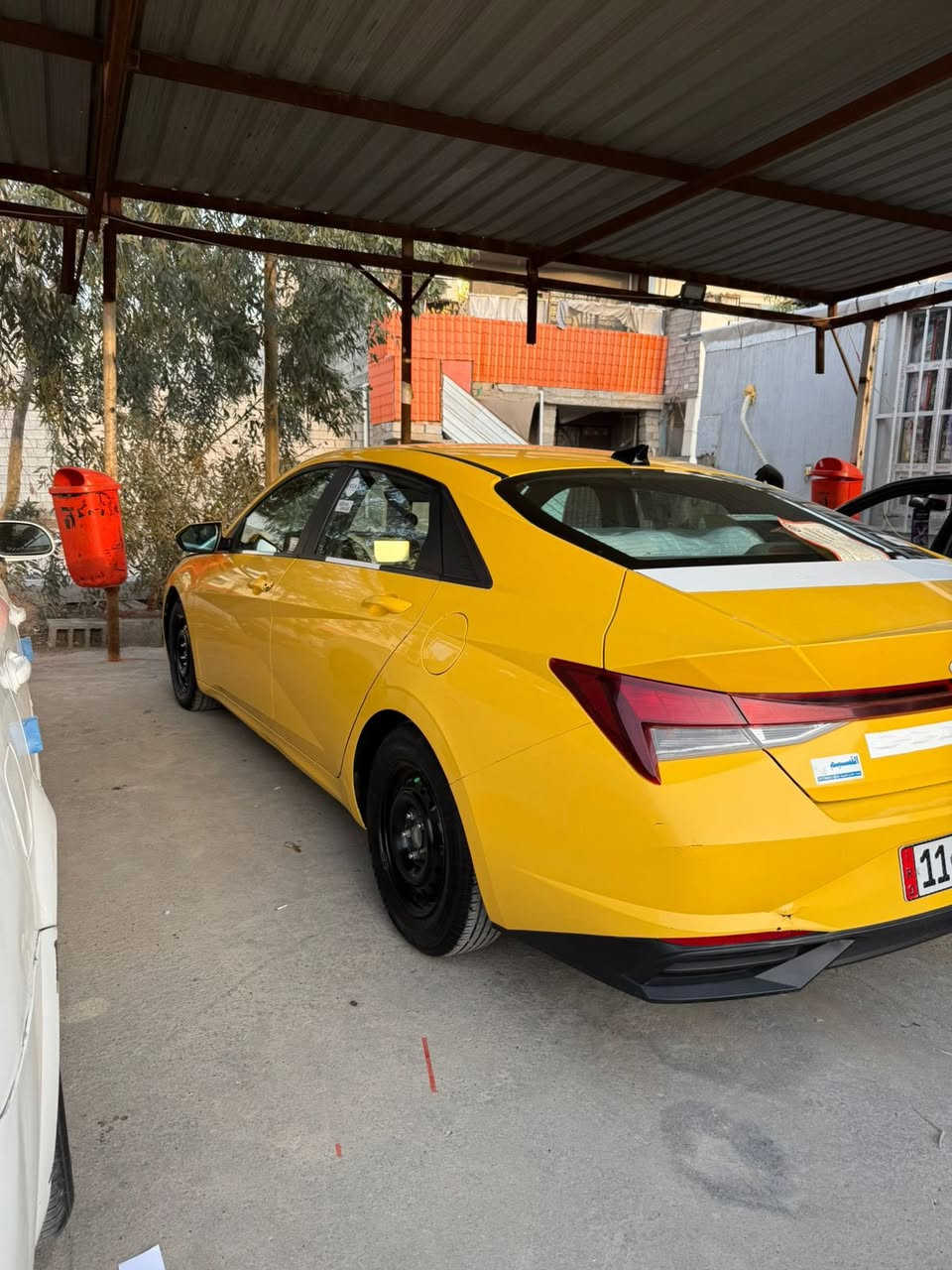 سلام عليكم 
النترا موديل 2023 وارد امريكي ضرر جاملوغ بدون دواخل بدون ارباك سياره بعدها ع حاله شركه ماشيه 60  رقم بغداد دولي باسمي مابيها اي نقص صور الضرر مرفقه بالمنشور تحويل مباشر تخم تاير تبريد تدفئه كله جاهز مجهز مابيها اي نقص عنوان ديالى بعقوبه المركز 
رقم *********** 
سعرها 150 وبيها مجال بسيط
