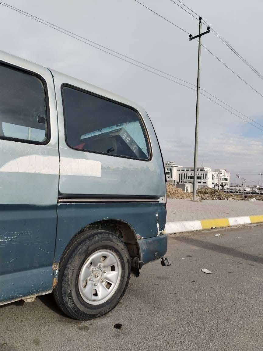 السلام عليكم
للبيع او مراوس حسب القناعة
 تيوتا هاي ايس موديل 2000 گير ومحرك كيا 2700  تستلم حصة گاز محرك خير من الله سياره عايزهة شوية ترتيبات شرط الوكالة رقم صلاح الدين فحص 
تخم تاير نص عمر جديد شاشة سستم صوت جديد تدفئة شغالة دوشمه جديد 
السعر وباقي التفاصيل اتصل ع صاحب السياره
زين (***********)
اسيا (***********) فقط واتس اب
