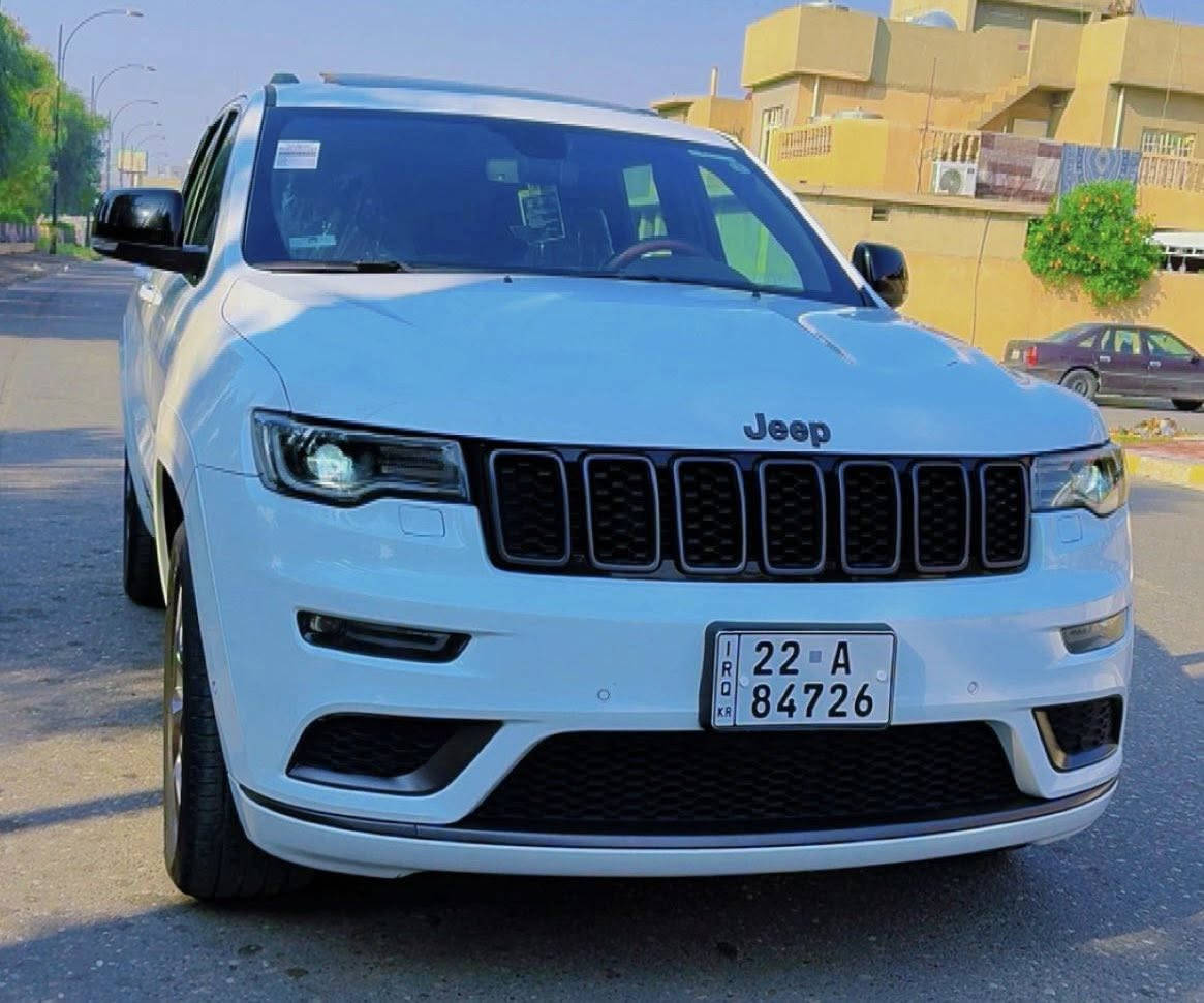 سلام عليكم اخوان تحيه طيبه جيب (S)  موديل 2019 ماشيه 65 الف سياره حلوه بمعنى الكلمه خليجي صفر وكاله هارلم فقط بيها اثر شخط باب السايق مرشوش بدون معجون بعد السياره كفاله من كلشي محرك كير حتى من الرصعه كفاله سعرها 310$ او بي مجال حك الجيه مكاني كركوك او بالعافيه يكون من نصيبه تحويل وكاله حاضر اني ***********
