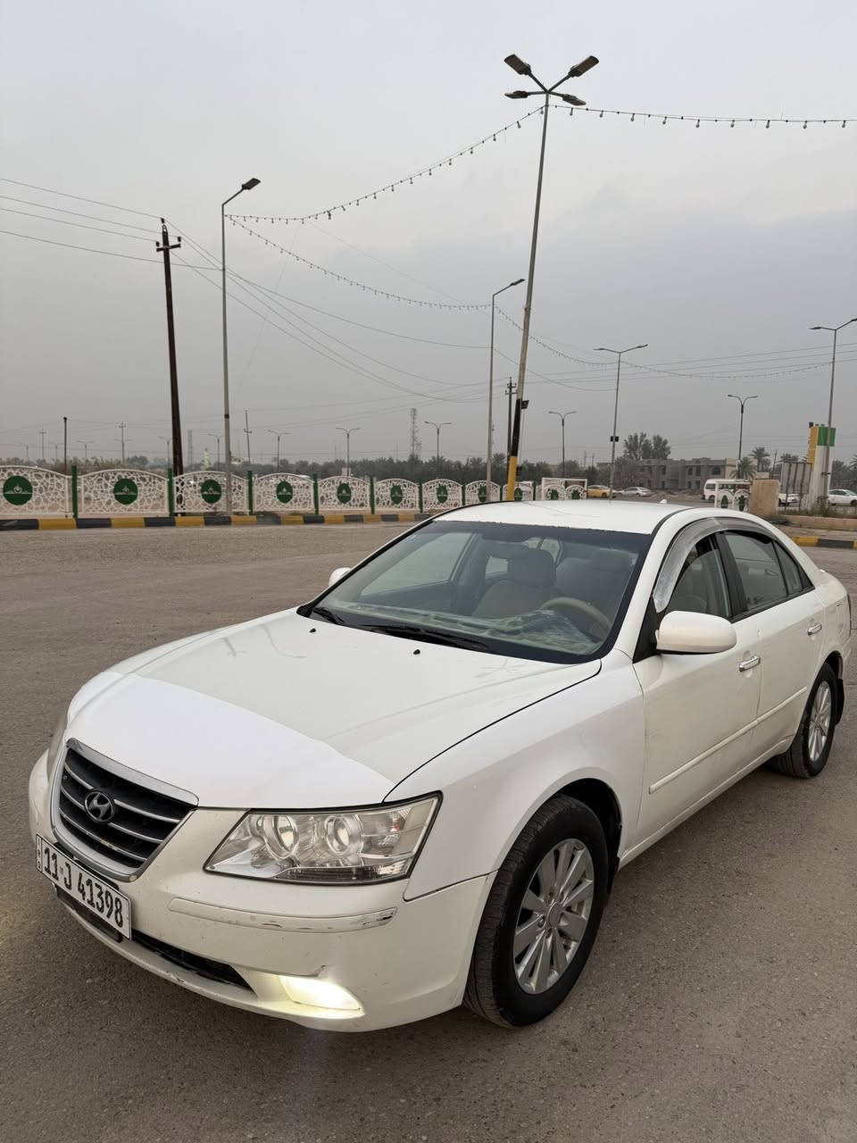 السلام عليكم سوناتا مديل 2009 وارد أمريكي حادثهة جاملغ خلفي بدون دواخل سياره مصبوغه عام اثر تكشير بدون حادث سياره ليبل واحد ماعد جاملغ امامي مبدل محرك2400دوش محرك وكير وصدر مكفول رقم بغداد الدولي بسمي سياره جاهزه السعر 98وبيه مجال   مكاني بغداد المحموديه  ***********
