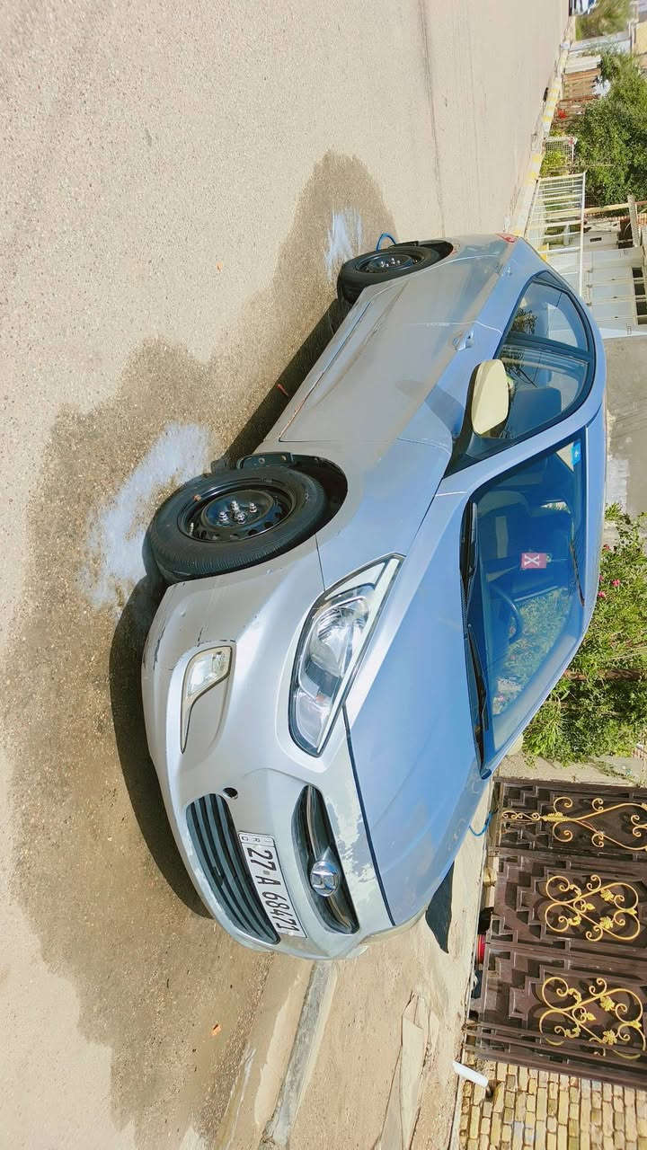 اسلام عليكم
للبيع: هيونداي أكسنت بحالة ممتازة 🔥
الموديل: ( 2016 )
اللون: (  سلفري )
الكير: (أوتوماتيك)
المحرك: اقتصادي 1400
الحالة: نظيفة جداً /  بدون حوادث /  فقط بارد 
خليجي 
الاتصال ***********
