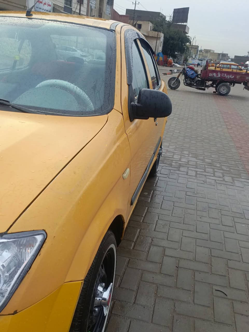 معروض طيبه للبيع موديل 2015 سيارة شوفت عينك كير مكفول مكينه بيها تبخير حادثها جاملغ امامي بس  سنويه  بأسمي هزة جديدة مكاني بغداد حي الجهاد *********** سعر 35 وبيها مجال حك الجيه
