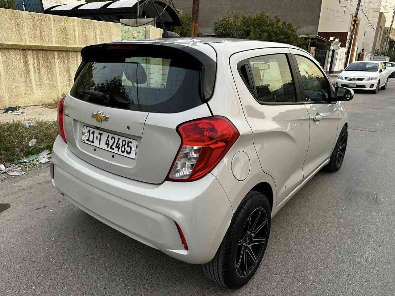 ***********
سبارك 2018 السعر 78 ورقة ماشيه 70 الف كير اوتوماتيك رقم بغداد مشروع وطني سنوية جديدة تحويل مباشر موصفات شاشة بلوتوث كامرة محرك كير تبريد ثلج سيارة بدون كل نقص صبغ صفحه السايق بدون دواخل مكاني بغداد صليخ شارع ال600 للاستفسار هذة رقمي الشراي يخابرني ***********
