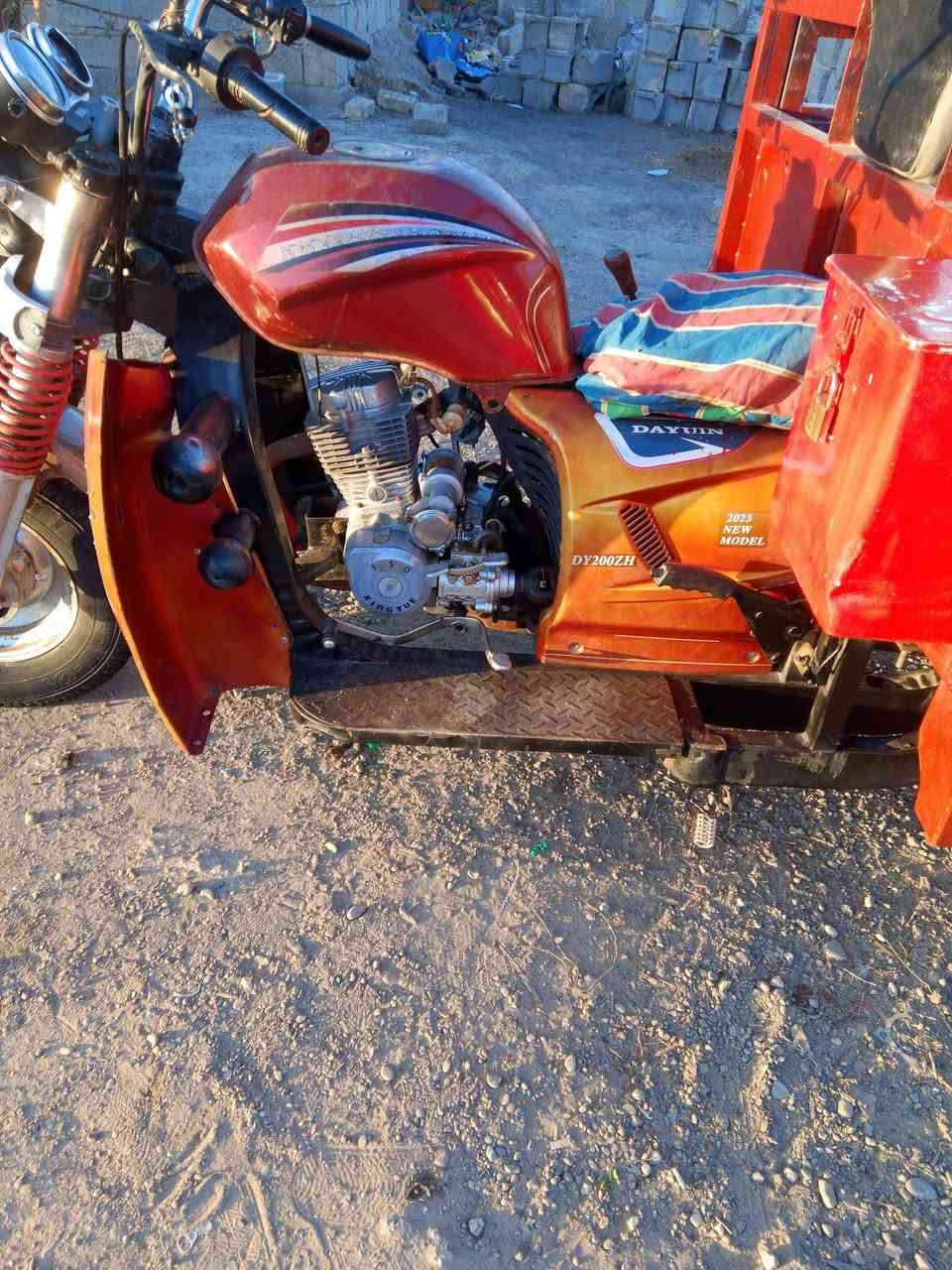 ستوته البيع  ستوته همر مكفوله نكرة سلف  دبل ويل اسعر واحد ومية *********** هذا رقم
