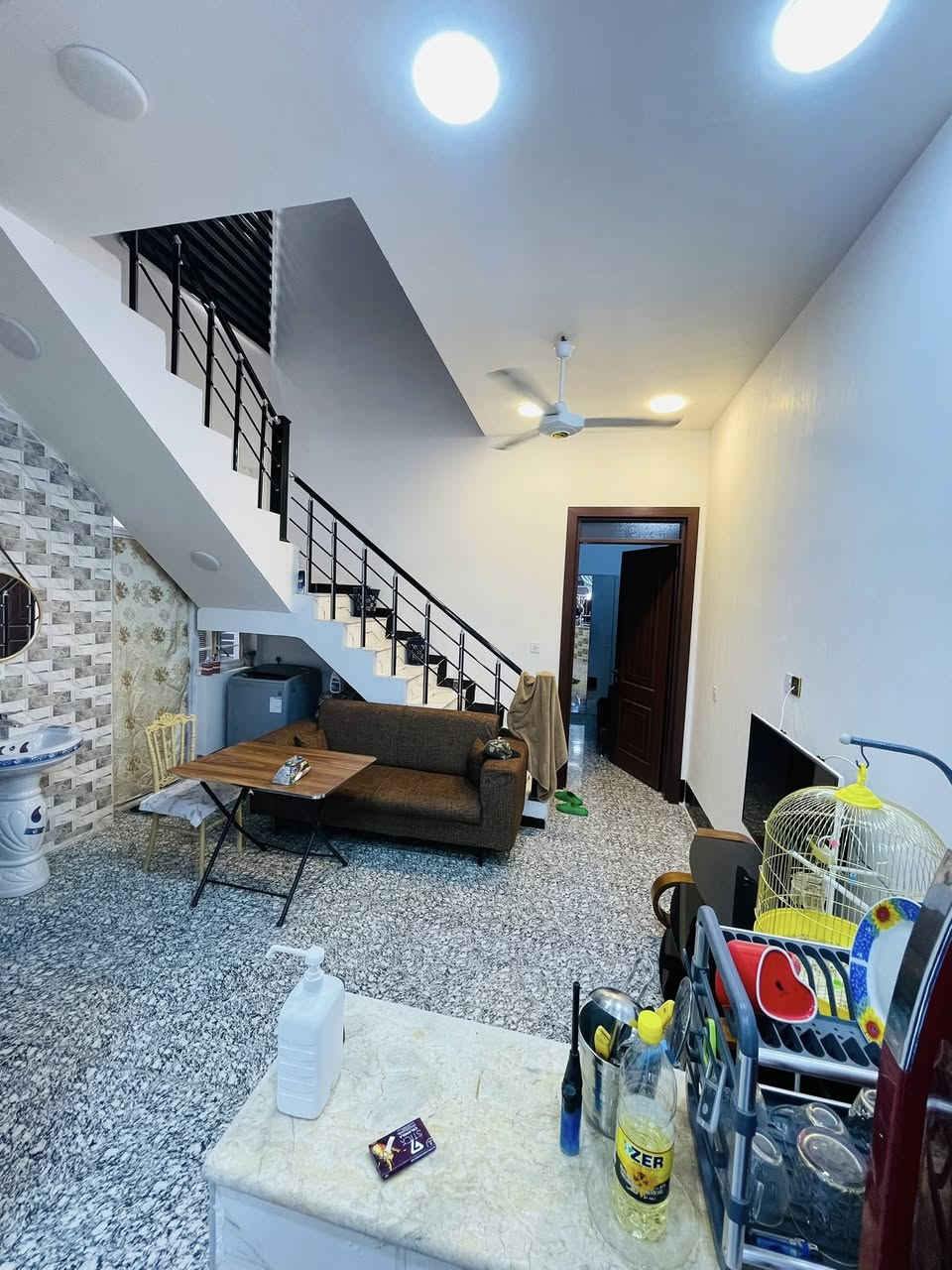 بيت للبيع – طابو صرف

📍 المحمودية – حي 18

* المساحة: 100 م²
* الواجهة: 7 الا ربع
* النزال: 15 متر
* طابو صرف
* منطقة مخدومة بالكامل
* تتوفر جميع الخدمات: ماء، مجاري، تبليط، ومدارس
* موقع مناسب للسكن والاستثمار

للمزيد من التفاصيل والاستفسار، يرجى الاتصال على الرقم المرفق
***********
***********
