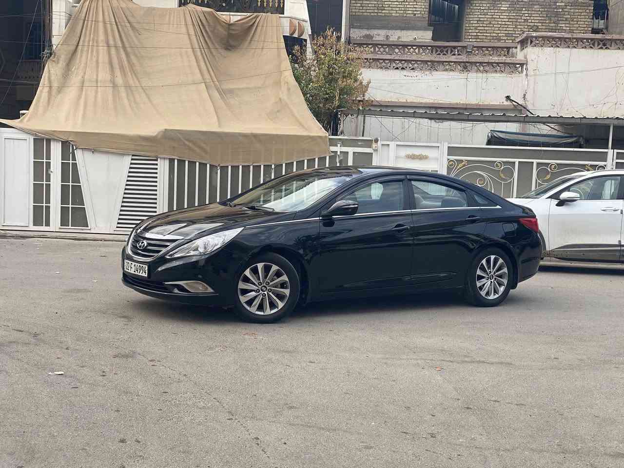 السلام عليكم سوناتا للبيع موديل 2014 خليجي كفاله بدون صبغ محرك 2400 دوش كشن كهرباء تبريد قطعتين شفتات مري شفط حساس خلفي تخم تاير صدر امامي خلفي جديد السياره بدون اي نقص رقم أربيل شرط التحويل السعر 130 مكان السياره بغداد ‭0788 783 4754‬
