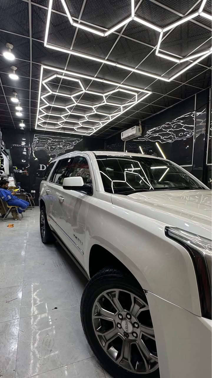 السلام عليكم 

GMC Yukon Denali 2015

للبيع وارد خليجي 
ماشي 108 الف فقط وحقيقي 
سياره مالت بيت مامتعوبه 
رقم بصره 
تحويل بسم المشتري 
فول مواصفات 
محرك 6200
كير 10 نمر 
عليها ادامه كامله من كل نواحي 
عليها دوشمه جلد اصلي 
وتايرات جدد صار 4 اشهر تقريبا من شادهن اندنوسي الاصلي 
سياره نصبتها تخبل 

الضرر : بيها جاملغ جهه السائق ودعاميه اماميه مبدلات ومصبوغات شغل درجه اولى بدون دواخل بدون ايرباك ضربه سطحيه وصورتها موجوده 
وبيها صبغ بالباب عكس السايق شي بسيط جوه 

سعر 338وبيها مجال Singapore


**إذا كنت صاحب هذا الإعلان وتريد حذفه لأي سبب، رجاءا أرسل رسالة إلى الدعم الفني**